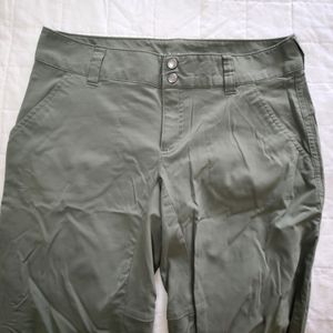 Columbia convertible Active Hiking Pants Skinny/Capri Olive Green sz 6